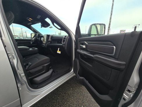 New 2026 RAM 2500 Big Horn AWD/4WD image 11