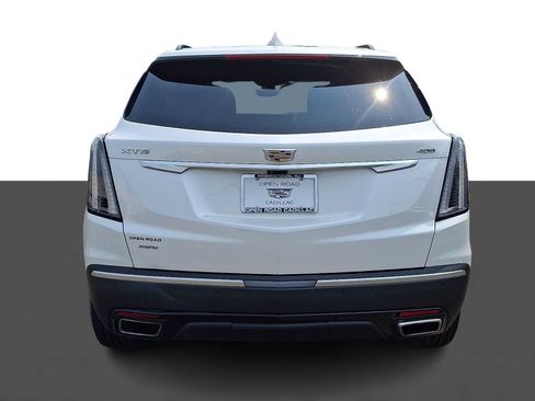 Certified 2025 Cadillac XT5 Sportv w/ Technology Package AWD/4WD image 5