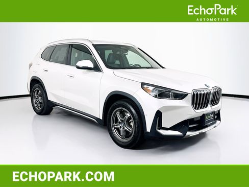 Used 2025 BMW X1 xDrive28i AWD/4WD image 1