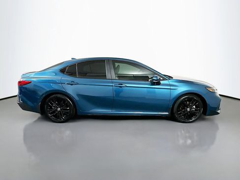Certified 2026 Toyota Camry SE w/ Convenience Package FWD image 4