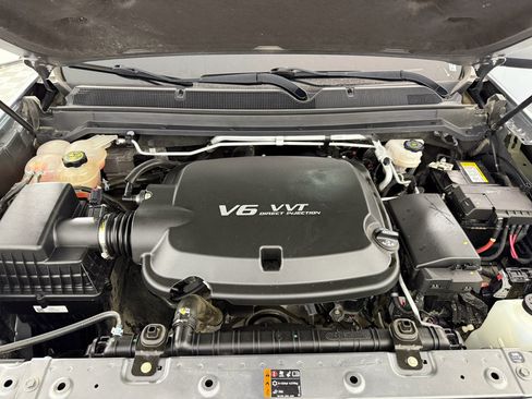 Used 2022 Chevrolet Colorado LT w/ LT Convenience Package image 26