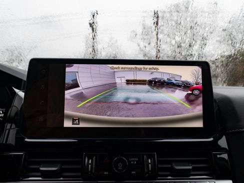 New 2026 Nissan Pathfinder SV image 18