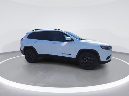Certified 2019 Jeep Cherokee Latitude Plus image 6