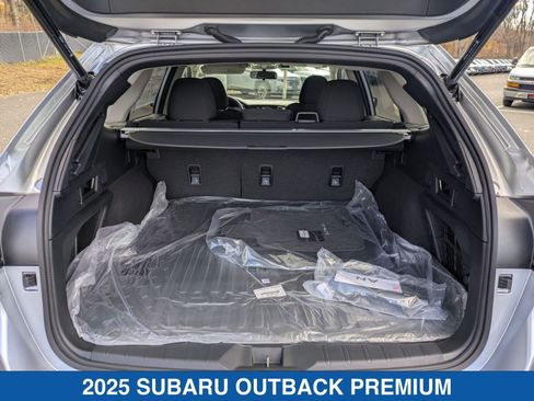 Certified 2025 Subaru Outback Premium image 17