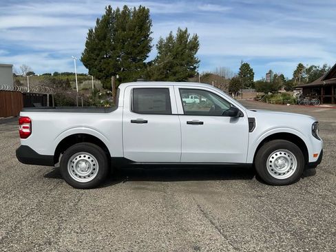 New 2026 Ford Maverick XL image 7