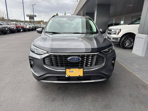 Used 2025 Ford Escape Platinum AWD/4WD image 2
