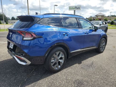 Used 2023 Kia Sportage SX image 4
