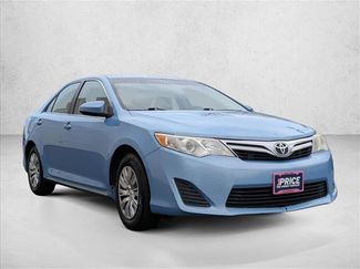 Used 2012 Toyota Camry LE video 3
