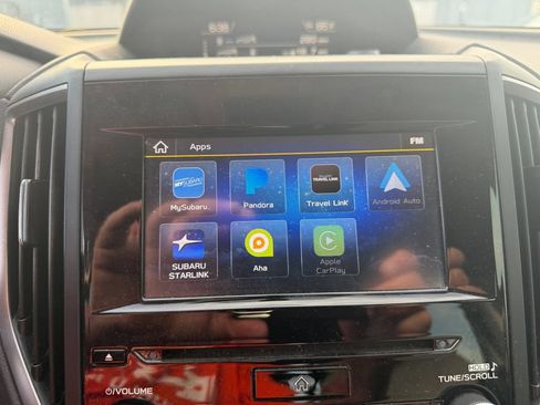 Used 2020 Subaru Forester Premium AWD/4WD image 11