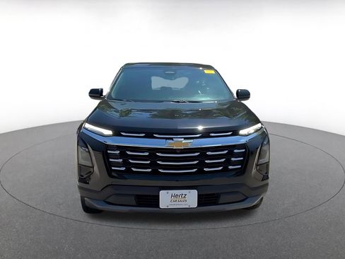 Used 2025 Chevrolet Equinox LT FWD image 4