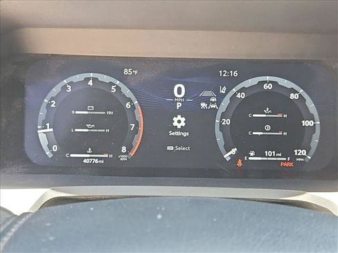 Used 2024 Toyota Tacoma TRD Sport AWD/4WD image 13