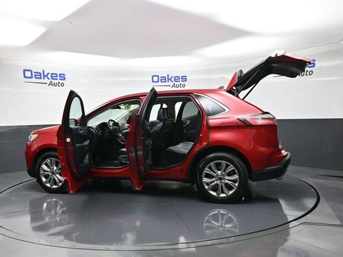 Used 2024 Ford Edge Titanium AWD/4WD image 98