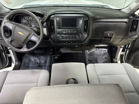Used 2018 Chevrolet Silverado 1500 W/T w/ Trailering Package AWD/4WD image 13