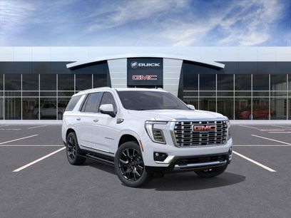 New 2026 GMC Yukon Denali w/ Sun & Power Step Package
