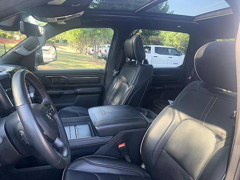 Used 2024 RAM 1500 Limited AWD/4WD image 10