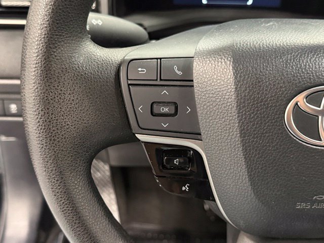 Used 2025 Toyota Camry LE FWD image 14