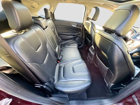 Used 2020 Ford Edge Titanium w/ Class II Trailer Tow Package image 26