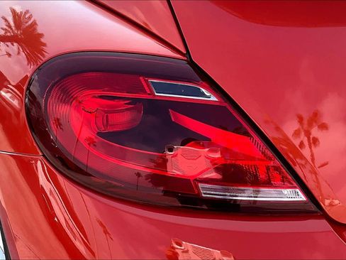 Used 2017 Volkswagen Beetle 1.8T SE image 29