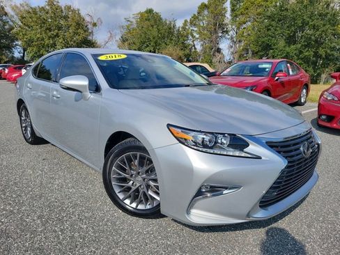 Used 2018 Lexus ES 350 w/ Premier Package image 8