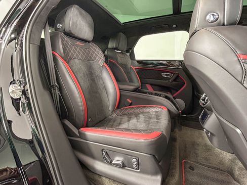 Used 2020 Bentley Bentayga Speed image 30