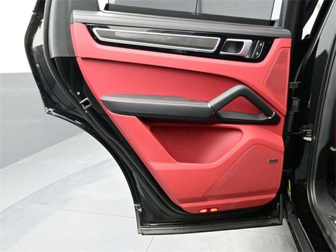 Certified 2023 Porsche Cayenne GTS image 13