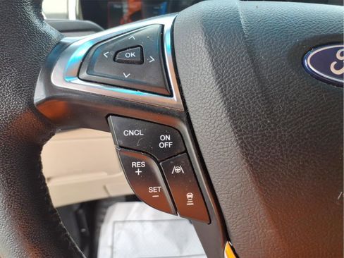 Used 2019 Ford Edge Titanium w/ Equipment Group 301A FWD image 20