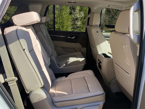 Used 2021 GMC Yukon Denali image 33