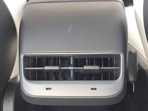 Used 2023 Tesla Model 3 Standard Range RWD image 61