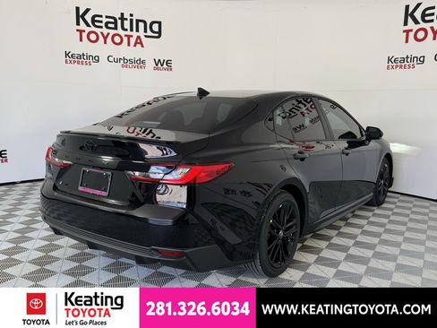 New 2026 Toyota Camry SE FWD image 14