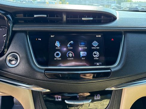 Used 2017 Cadillac XT5 FWD image 35