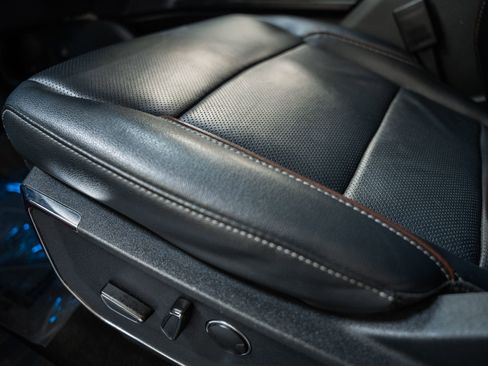 Certified 2023 Ford F150 Lariat w/ Equipment Group 502A High image 43