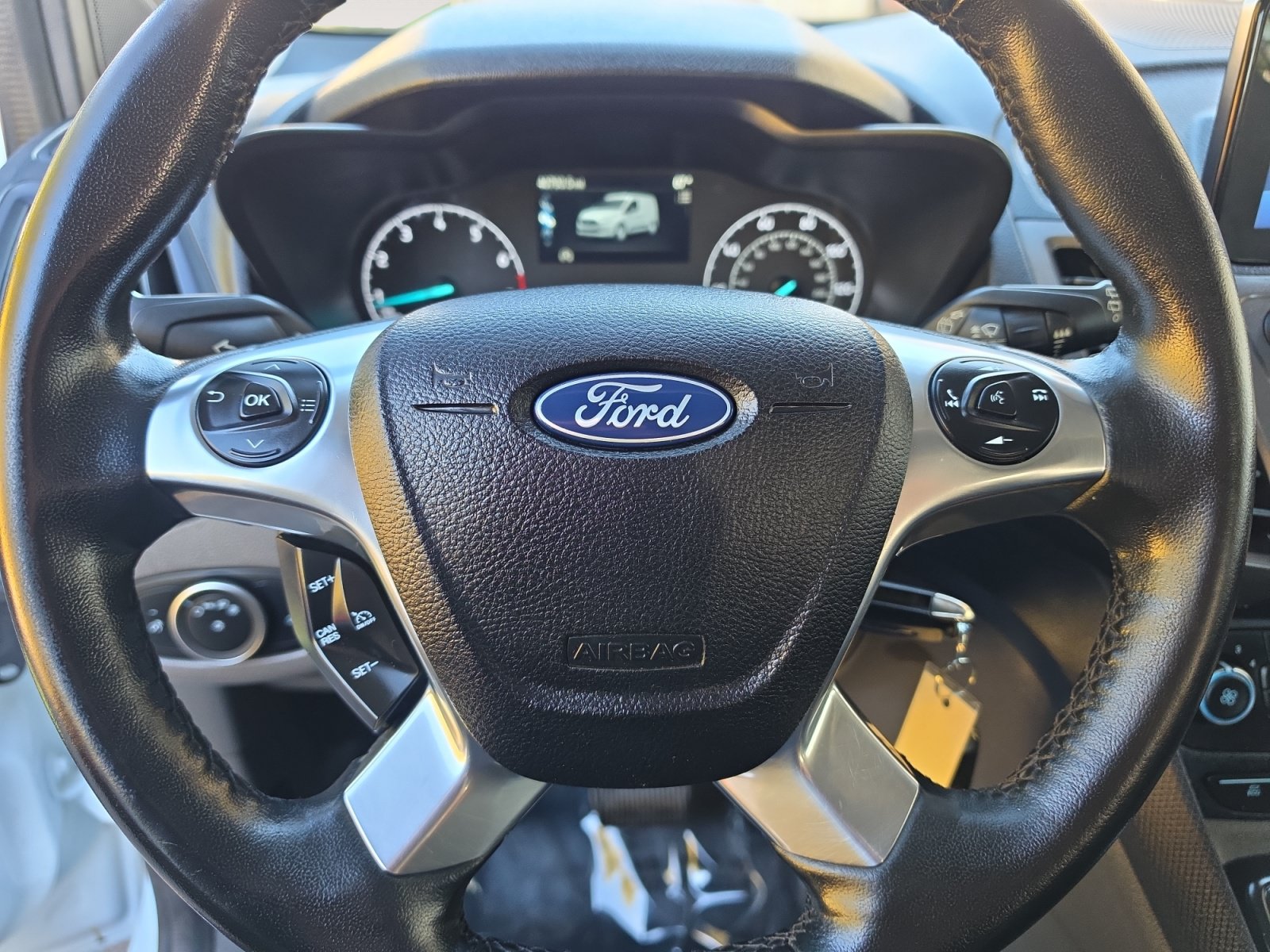 Used 2023 Ford Transit Connect XL FWD image 12
