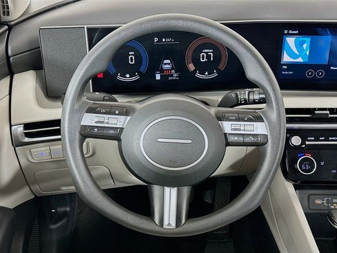 Used 2025 Hyundai Tucson SEL image 18