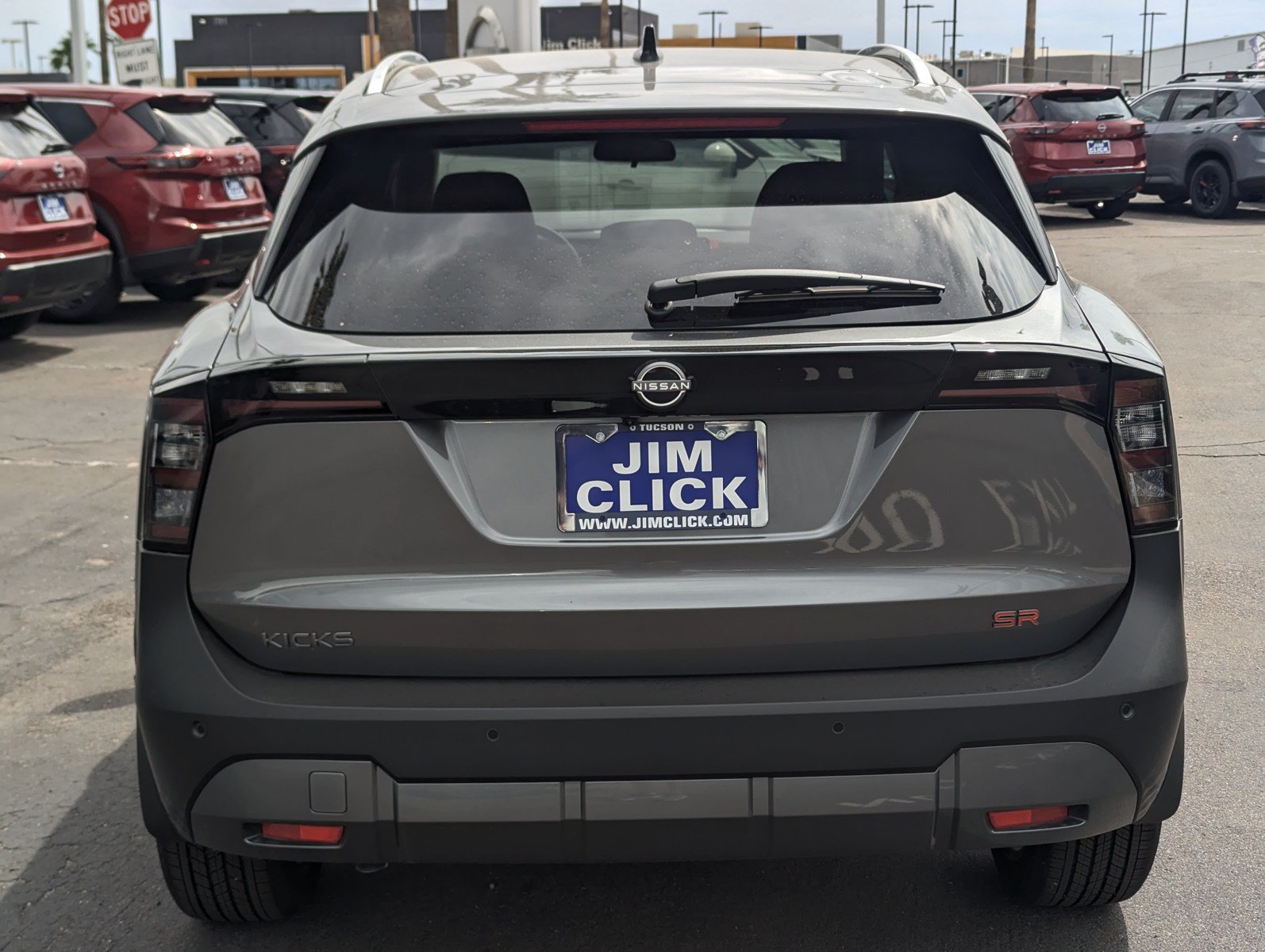 New 2026 Nissan Kicks SR FWD image 3