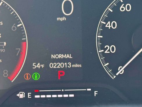 Used 2025 Honda Civic Sport image 25