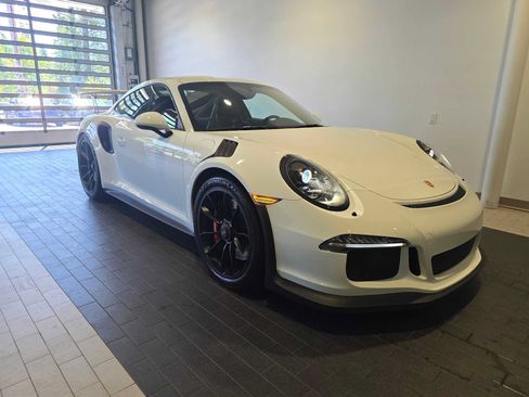 Used 2016 Porsche 911 GT3 RS RWD image 9