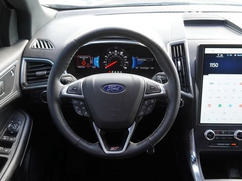 Used 2021 Ford Edge ST w/ Equipment Group 401A AWD/4WD image 17