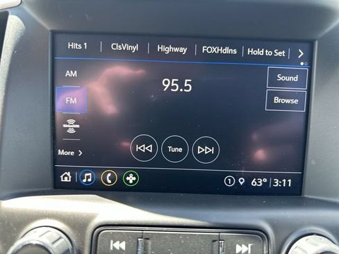 Used 2024 GMC Terrain SLT w/ LPO, Floor Liner Package AWD/4WD image 14