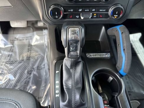 Used 2022 Ford Bronco Black Diamond w/ Sasquatch Package AWD/4WD image 32