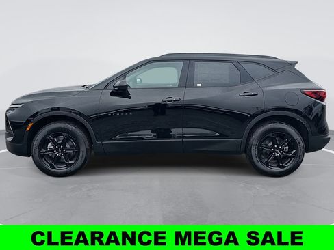 New 2025 Chevrolet Blazer LT w/ Convenience Package image 6