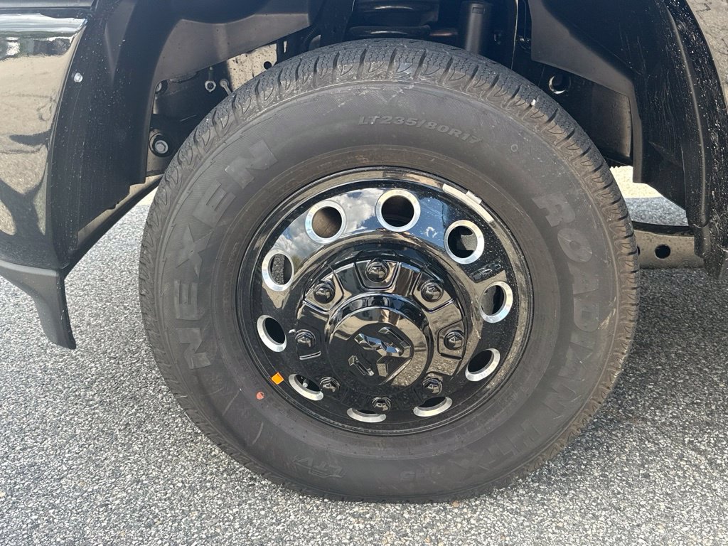 New 2027 RAM 3500 Laramie AWD/4WD image 35