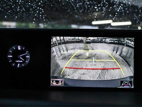 Used 2019 Lexus UX 200 F Sport image 24