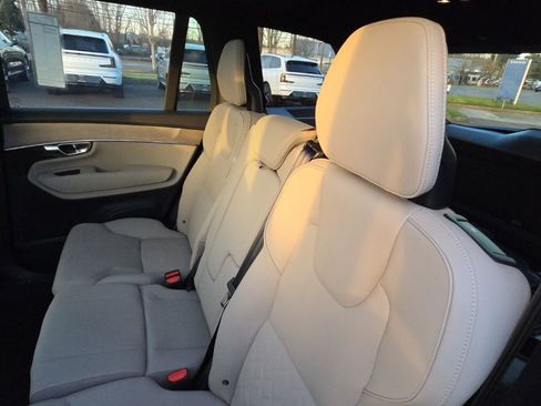 New 2026 Volvo XC90 B6 Plus w/ Protection Package Premier AWD/4WD image 6