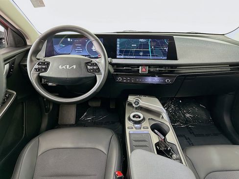 Used 2024 Kia EV6 Light AWD/4WD image 23