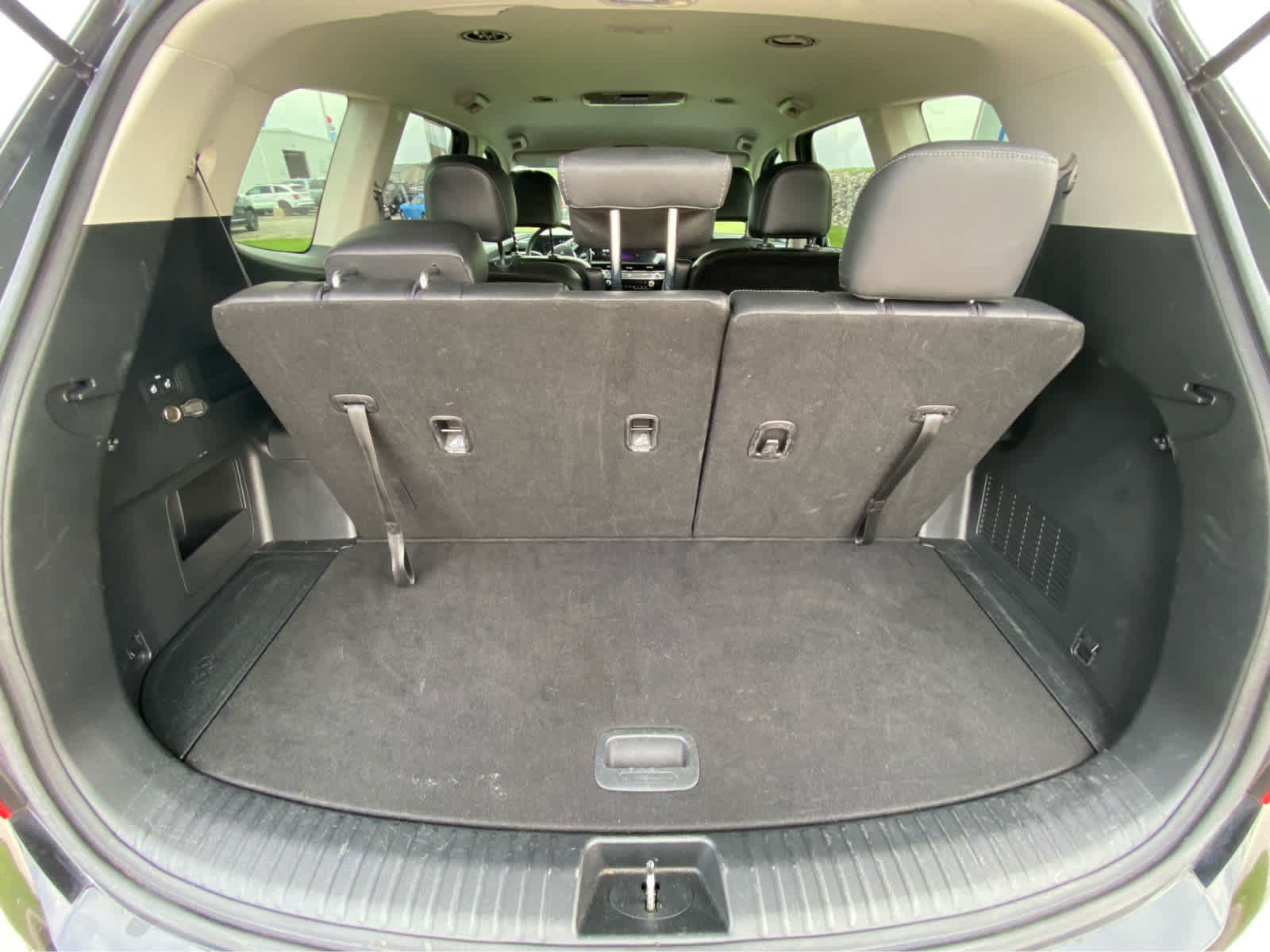 Used 2024 Kia Telluride S FWD image 7