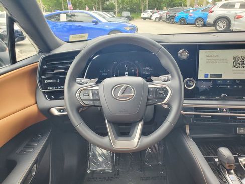 Used 2025 Lexus RX 350 FWD w/ Technology Package image 23