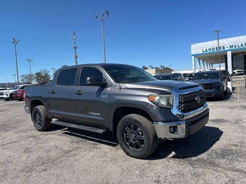 Used 2018 Toyota Tundra SR5 w/ SR5 Upgrade Package image 1