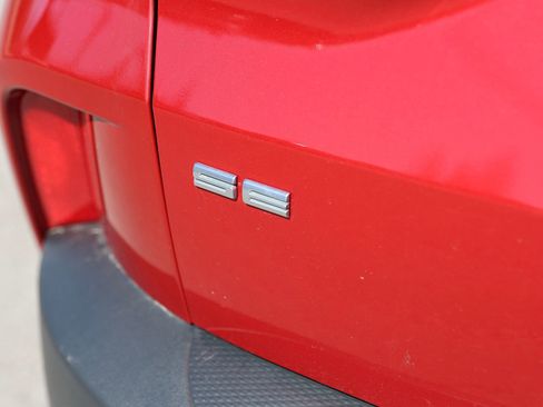 Used 2022 Ford Escape SE w/ Cold Weather Package image 9