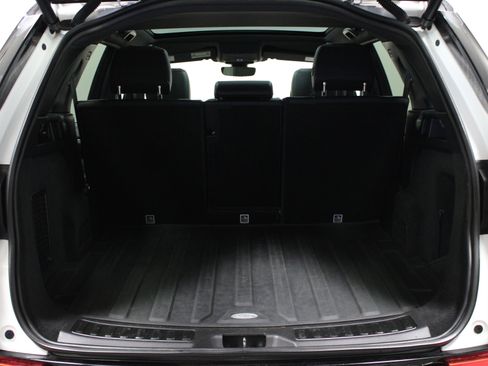 Used 2020 Land Rover Discovery Sport S R-Dynamic AWD/4WD image 14