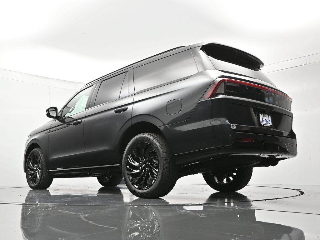 New 2026 Lincoln Navigator Reserve w/ Jet Appearance Package AWD/4WD image 44